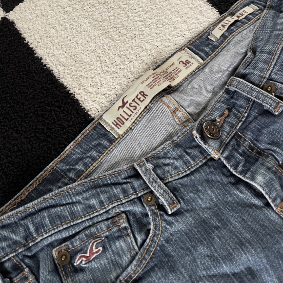 Hollister Jeans - Picture 3 of 6